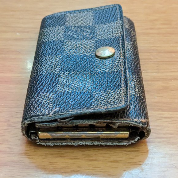 Louis Vuitton Damier Key Holder/Wallet #1570*** - Picture 3 of 9